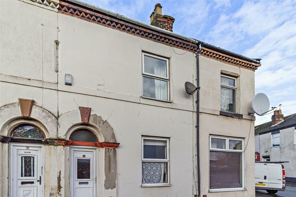 2 bed terraced house