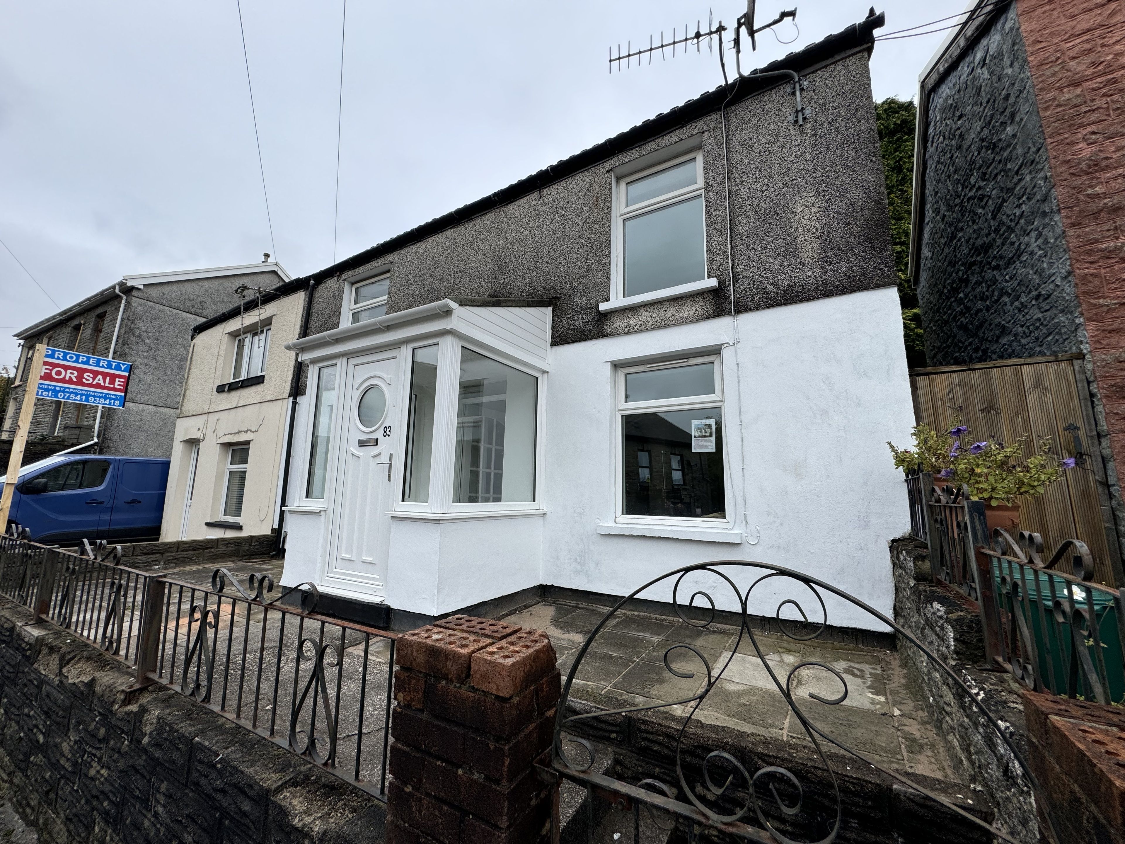 3 bed semi-detached house