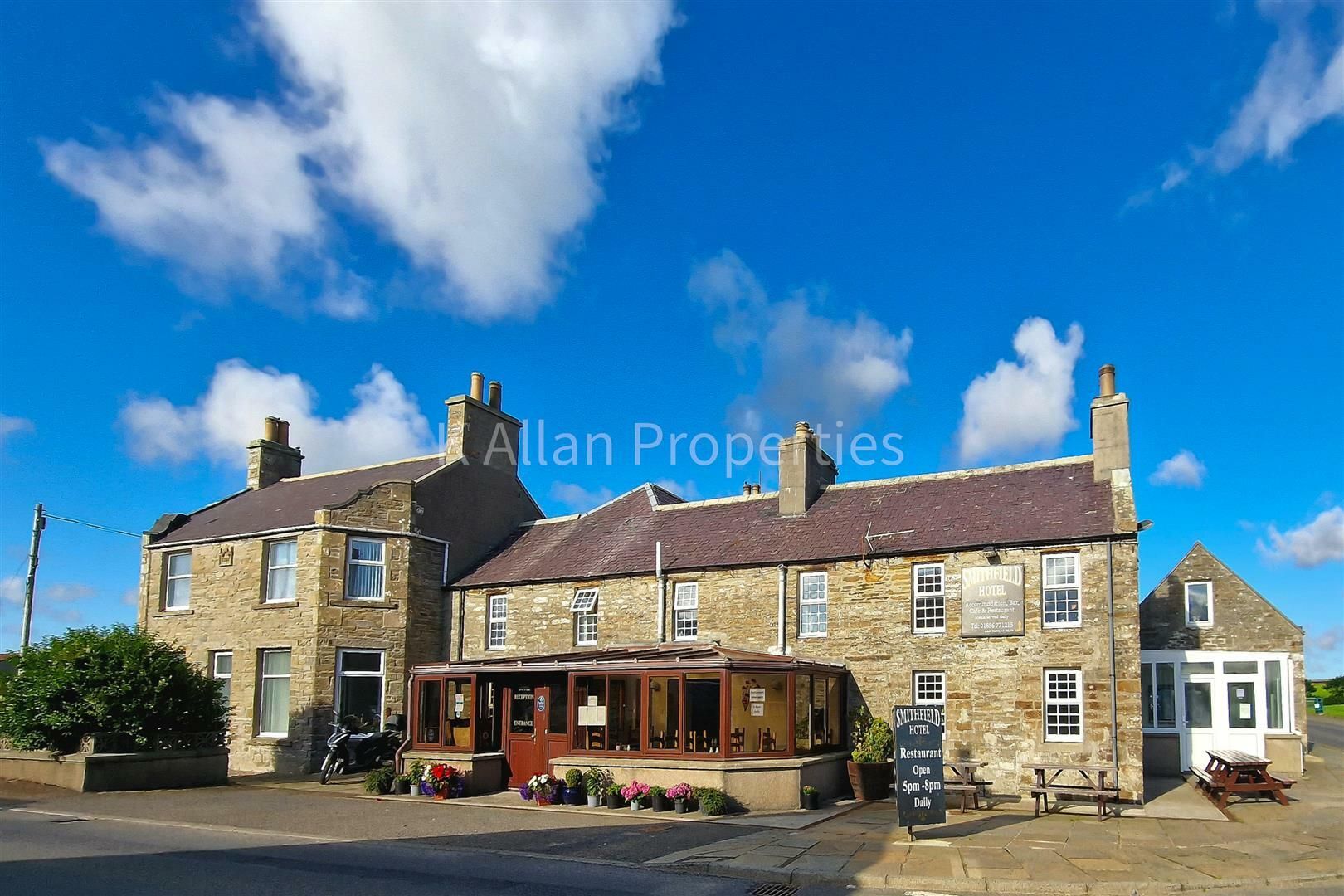 10 bed hotel