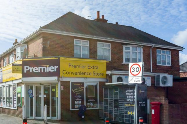 Littlefield Lane, Grimsby DN34 2 bed flat for sale