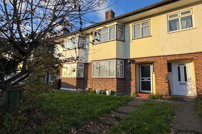 HIGH ROAD, CHADWELL HEATH RM6 3 bed terraced house for sale
