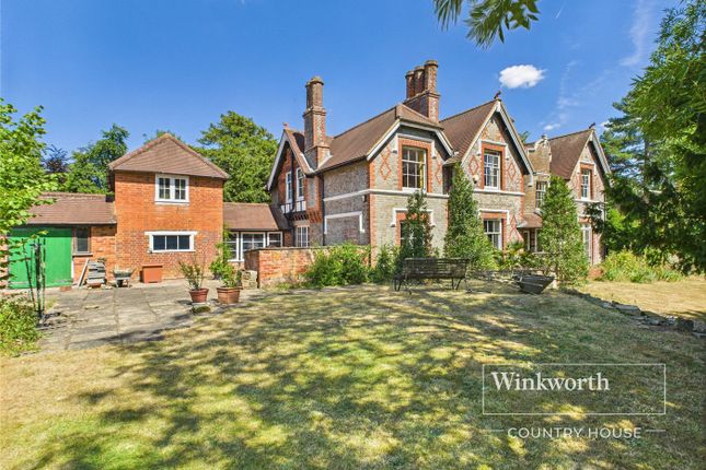 New Lane Hill, Tilehurst, Reading... 6 bed detached house for sale