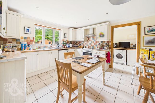Spring Close, Gislingham, Eye 4 bed detached house for sale