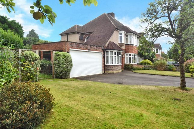 Eastmont Road, Hinchley Wood 3 bed semi