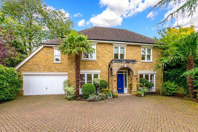 5 bedroom detached house for sale