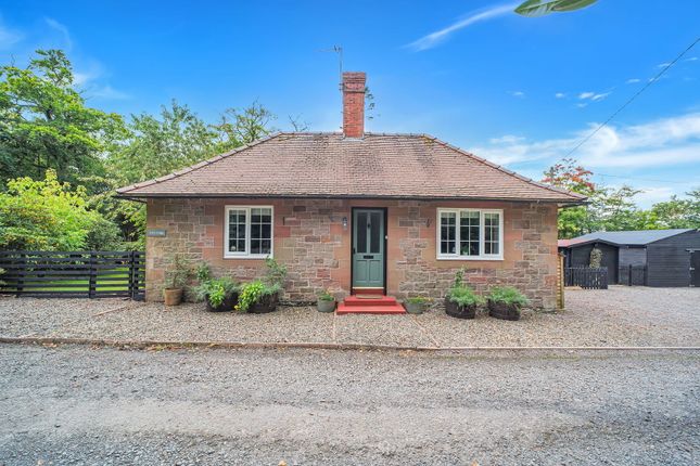Annan DG12 2 bed detached bungalow for sale