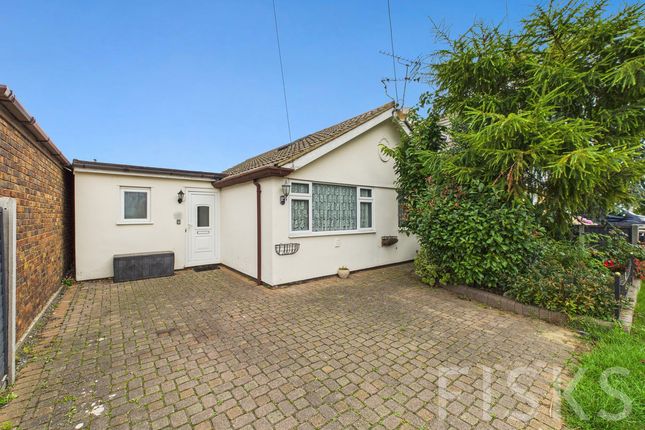 Hornsland Road, Canvey Island, SS8 2 bed detached bungalow for sale