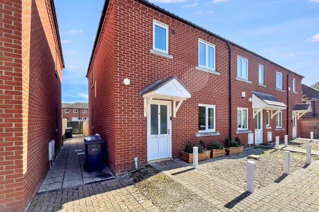 4 bedroom end of terrace house for sale