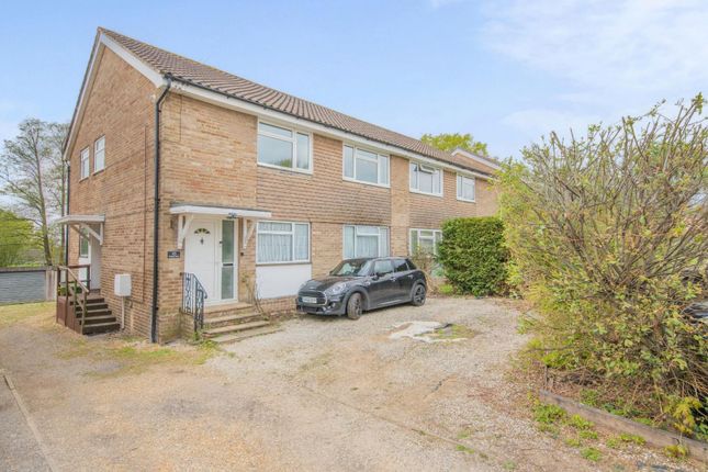 2 bed maisonette