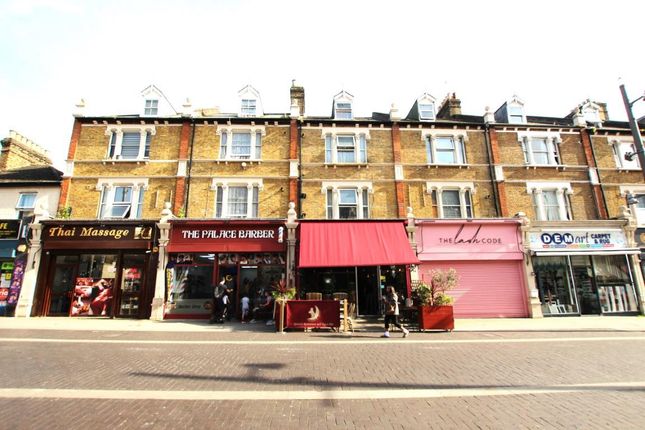 Courtenay Mews, Walthamstow, London, E17 1 bed apartment for sale
