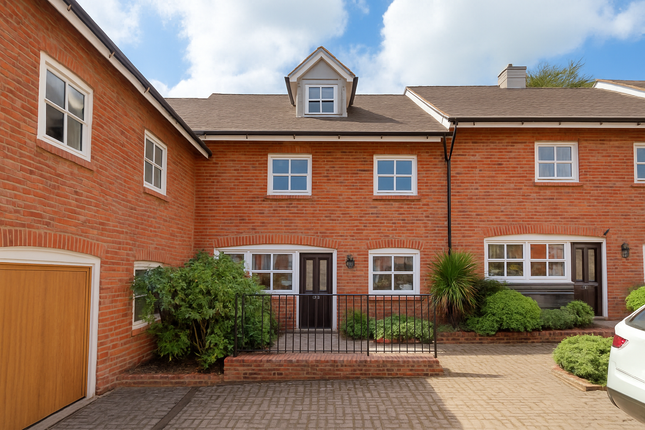 De Havilland Court, Buckinghamshire HP13 3 bed house for sale