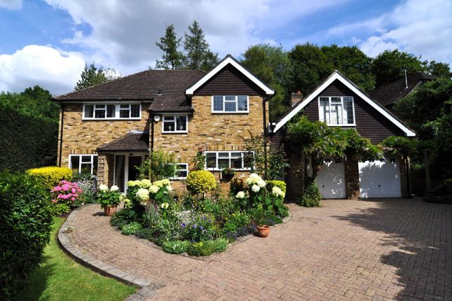 The Drive, Rickmansworth WD3 6 bed detached house for sale