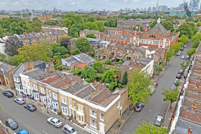 Tredegar Terrace, Bow 3 bed end of terrace house for sale