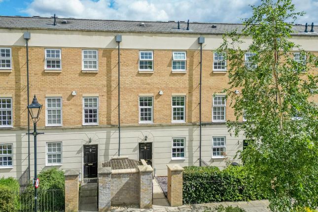 Phoenix Boulevard, York 3 bed townhouse for sale