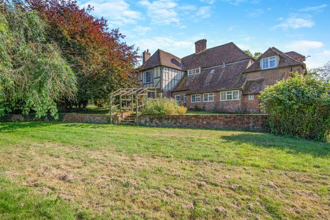 6 bedroom equestrian property for sale