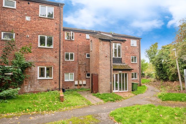 1 bedroom ground floor flat for sale