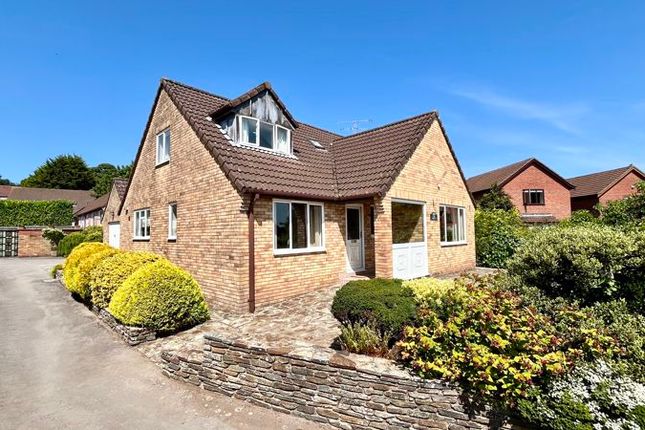 Kinforde, Chard, Somerset TA20 3 bed detached bungalow for sale
