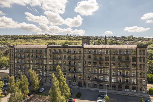 Low Westwood Lane, Huddersfield HD7 1 bed flat for sale