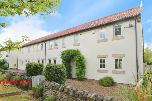 Cygnet Close, Brampton Bierlow... 3 bed semi