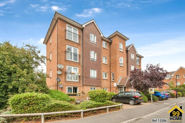 Old School Place, Croydon, Surrey, CR0 2 bed apartment for sale