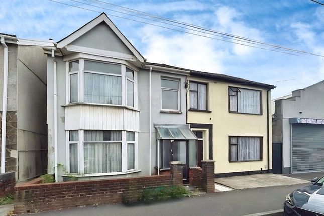 3 bed semi-detached house