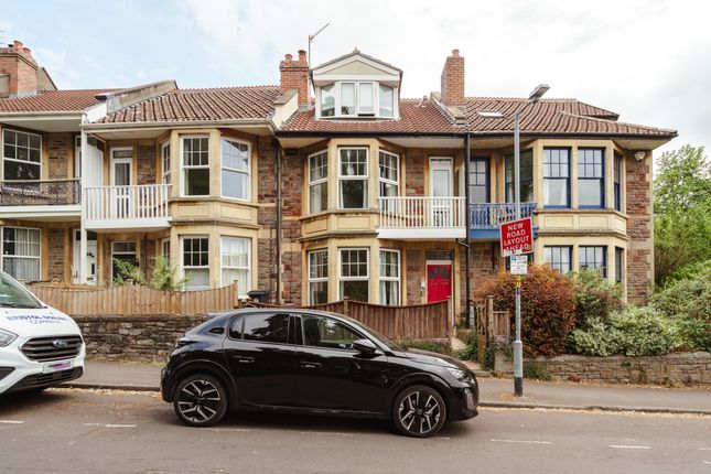 Ashton, Bristol BS3 2 bed flat for sale