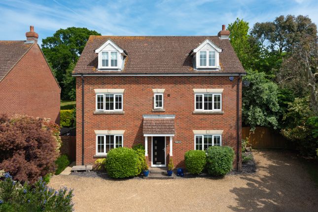 Tudor Farm Close, Kingsnorth 5 bed detached house for sale