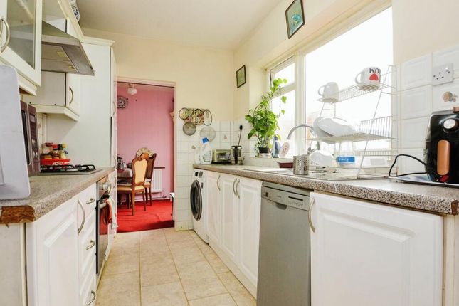 4 bed terraced house