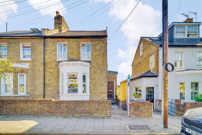 Angles Road, London SW16 1 bed flat for sale