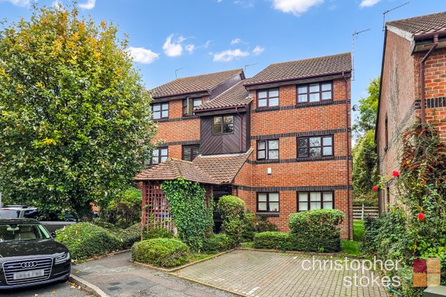 Hamburgh Court, Cheshunt... 2 bed flat for sale