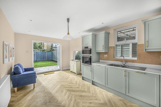 St. Asaph Road, London, SE4 4 bed terraced house for sale