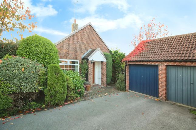 2 bedroom detached bungalow for sale