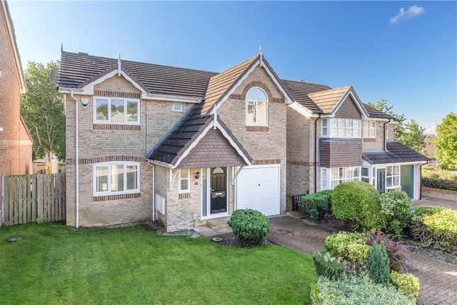 Oakleigh View, West Lane, Baildon, BD17 4 bed detached house for sale