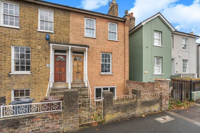 5 bedroom semi-detached house for sale