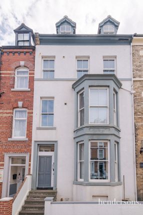2 bed flat