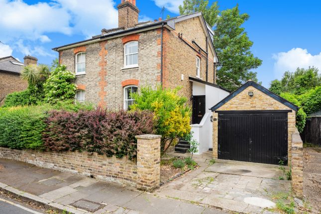 4 bed semi-detached house