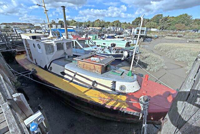 Knight Road, Rochester ME2 1 bed houseboat for sale
