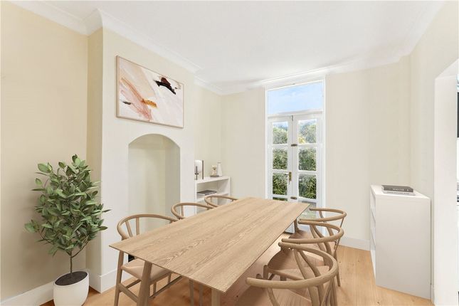 Smallwood Road, London, SW17 2 bed terraced house for sale
