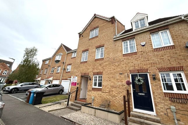 4 bedroom semi-detached house for sale