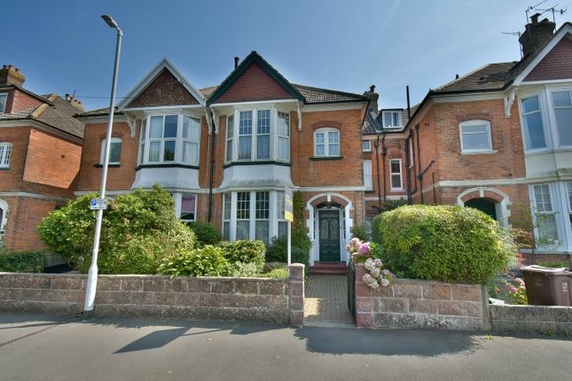 6 bedroom terraced house for sale