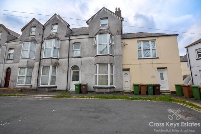 Headland Park, Plymouth PL4 1 bed apartment for sale
