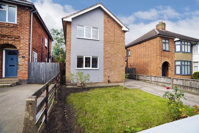 Charlesfield Road, Rugby, CV22 3 bed detached house for sale