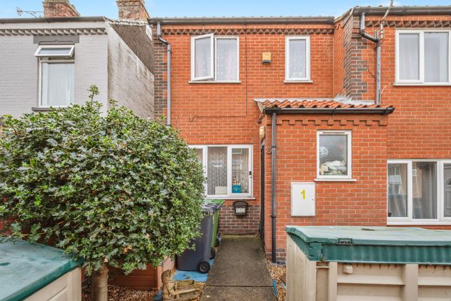 2 bedroom end of terrace house for sale