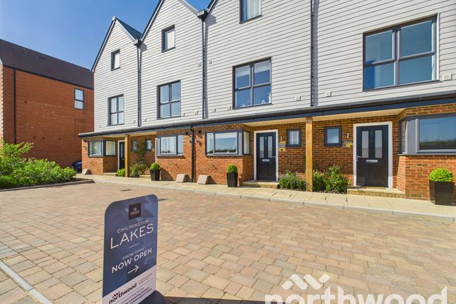 3 bedroom town house for sale