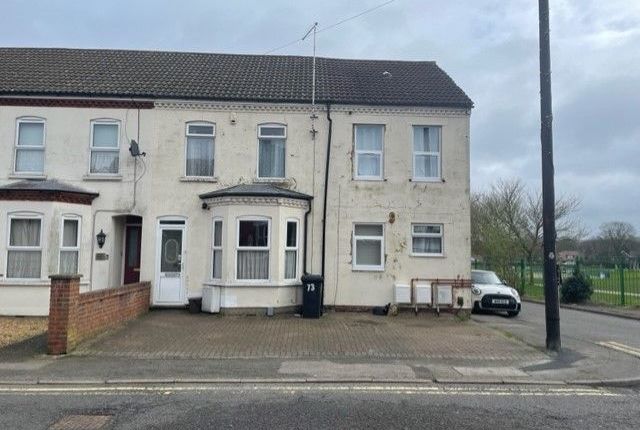 3 bed terraced house