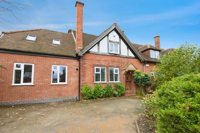 3 bed semi-detached house