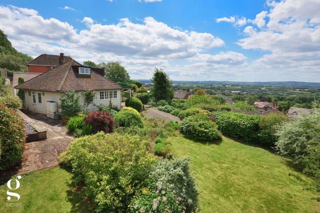 Upperfields, Ledbury, Herefordshire, HR8 2 bed detached house for sale