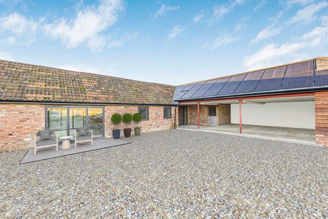 Lower Bourton, Swindon, Oxfordshire, SN6 4 bed house for sale