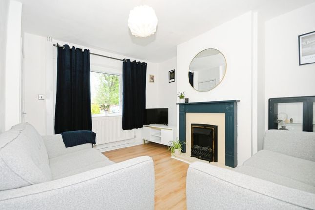 Hill Top Road, Old Whittington... 2 bed semi