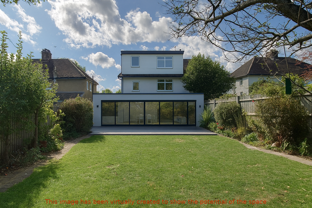 5 bedroom semi-detached house for sale